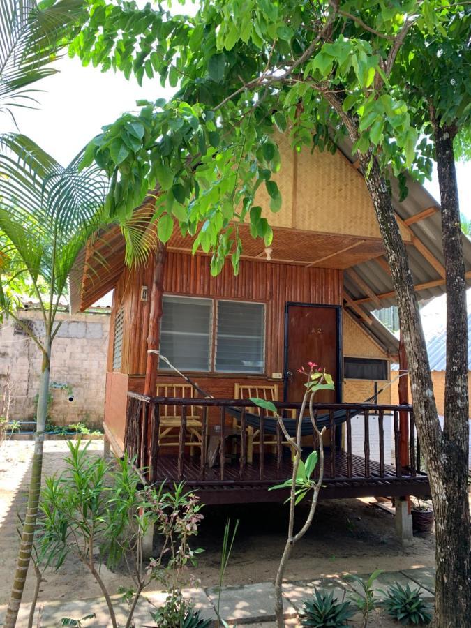 Montra Long Beach Bungalows Ko Lanta Εξωτερικό φωτογραφία